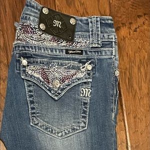 Womens like new Miss Me bootcut jeans in excellent condition.